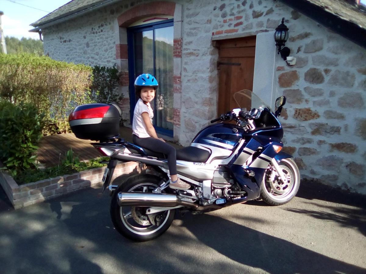 Le Relais Des Capucines Bed & Breakfast Largnac Exterior foto